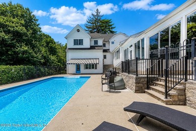 Welcome to 81 Woodvale Avenue, a truly enchanting 2-family - photo 11