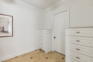 Welcome to this beautifully crafted two-story custom estate - photo 21