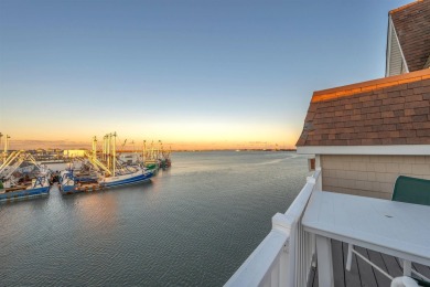 Welcome to an iconic and unrivaled escape at Harbor Point