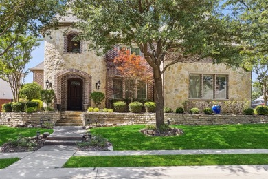 Welcome to this beautifully crafted two-story custom estate - photo 39