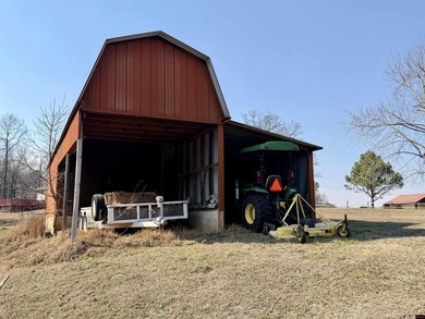 Prime riverfront acreage in Mammoth Spring Arkansas city limits! - photo 4