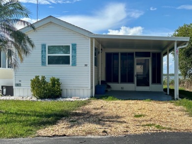 Lake Home For Sale in Wildwood, Florida
