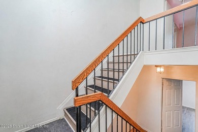 Welcome to 115 Forest Green, a beautifully maintained - photo 18