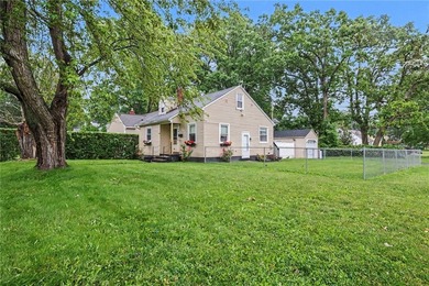Adorable, affordable, and move-in ready! This charming 3-bedroom - photo 22