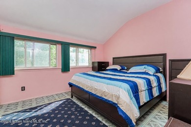 Welcome to 115 Forest Green, a beautifully maintained - photo 22