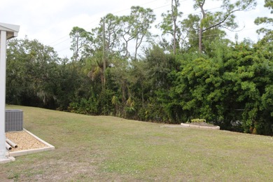 An immaculate and well-maintained 2-bedroom 2-bath manufactured - photo 6