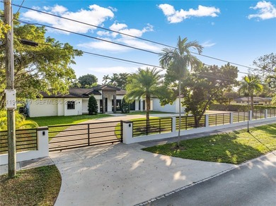 This extraordinary property offers a rare opportunity to enjoy - photo 3