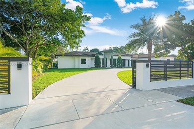 This extraordinary property offers a rare opportunity to enjoy - photo 4
