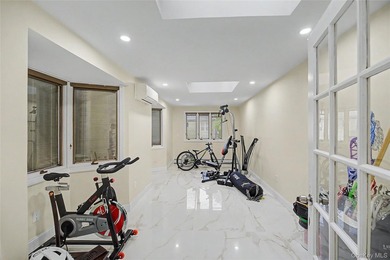 Located in the heart of Great Neck Village, this impeccably - photo 13