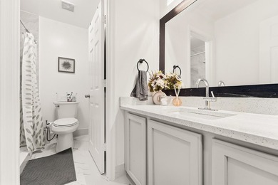 Gorgeous 3br, 2.5 bath, 1 car gar. renovated townhome in the - photo 15