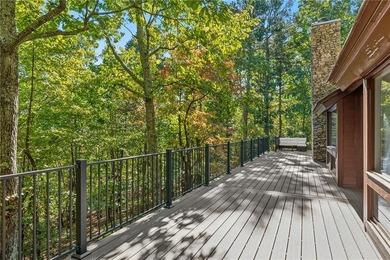 Nestled in the heart of the breathtaking Big Canoe mountain - photo 20