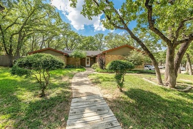 Lake Arlington Home Active Under Contract in Arlington Texas