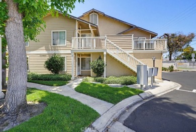 Welcome to this move-in ready Stonegate condominium located in - photo 2