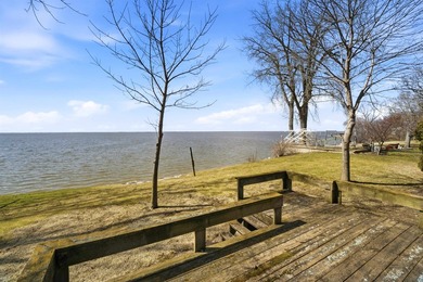 Enjoy lakeside living with this ranch home on Lake Winnebago - photo 22