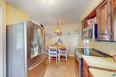 Live the ultimate lake lifestyle in the highly desirable Aqua - photo 24