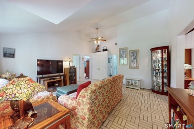Live the ultimate lake lifestyle in the highly desirable Aqua - photo 25