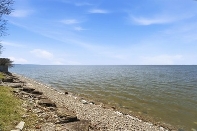 Enjoy lakeside living with this ranch home on Lake Winnebago - photo 26