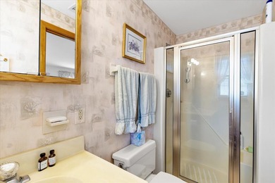 A West Dennis ''Jewel'' of a home. 34 Fisk Street offering three - photo 28