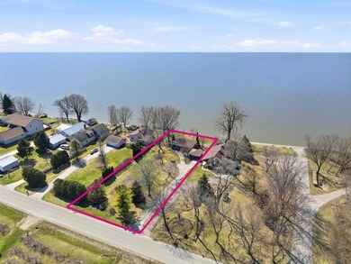 Enjoy lakeside living with this ranch home on Lake Winnebago - photo 31