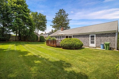 A West Dennis ''Jewel'' of a home. 34 Fisk Street offering three - photo 32