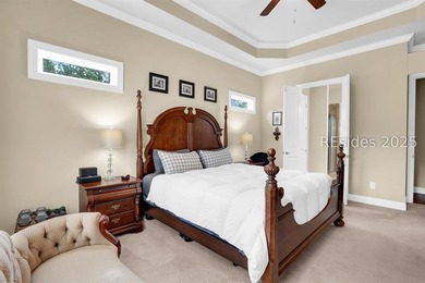 Discover the best of both worlds in this stunning custom home - photo 32