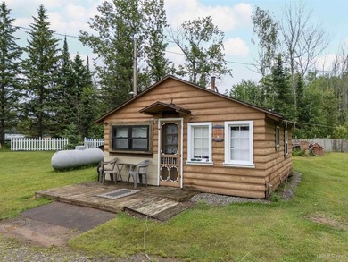 This charming four-unit resort on Lake Emily boasts 2,276 square - photo 39