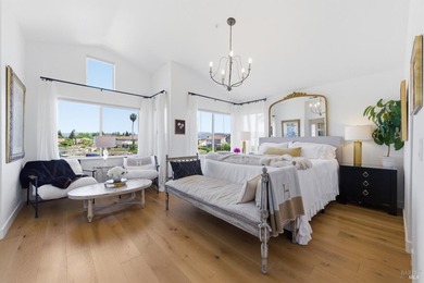 Meticulously updated and effortlessly elegant, this exceptional - photo 5