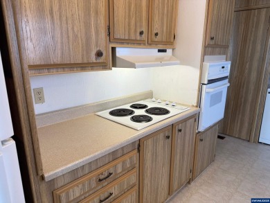 55+ Community. Well maintained, spacious home. Lots of storage