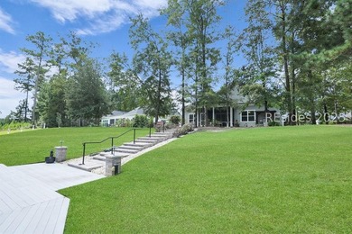 Discover the best of both worlds in this stunning custom home - photo 54