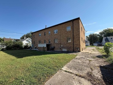 6~Unit Property. Exterior Parking. Great Investment Opportunity - photo 4