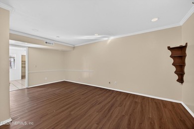 Seller is offering $5 ,000 toward buyer's closing costs with an - photo 4