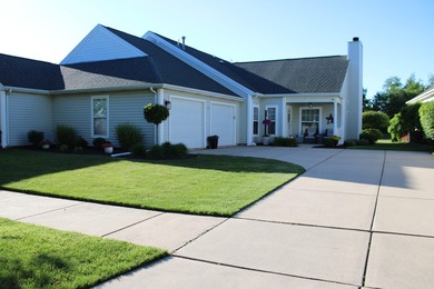 (private lake, pond, creek) Townhome/Townhouse For Sale in Hobart Indiana