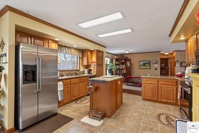 Welcome to one of the most unique properties in Pom-Osa Heights! - photo 14