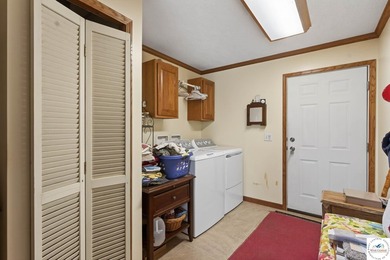 Welcome to one of the most unique properties in Pom-Osa Heights! - photo 27