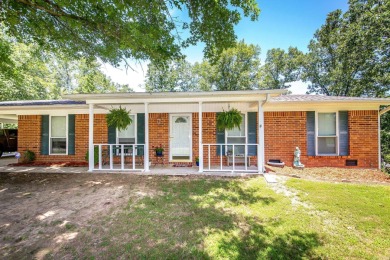 Lake Hamilton Home For Sale in Hot Springs Arkansas