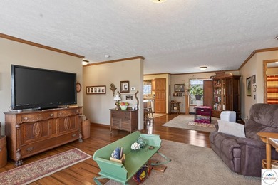 Welcome to one of the most unique properties in Pom-Osa Heights! - photo 33
