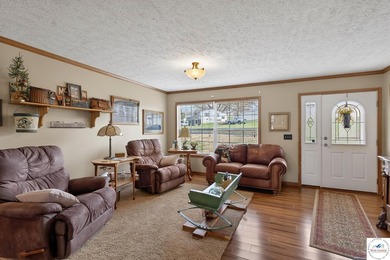 Welcome to one of the most unique properties in Pom-Osa Heights! - photo 34