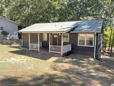 Lake Home For Sale in Cadiz, Kentucky