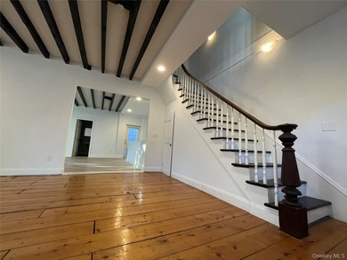 (private lake, pond, coastal) Home For Sale in Hudson New York