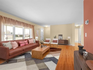 Welcome to 6624 Tuckahoe Rd, Williamson, NY 14589, where privacy