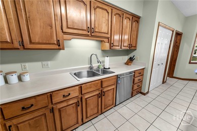 Enjoy Southern Living at its finest on this 5.5+ acre country - photo 16