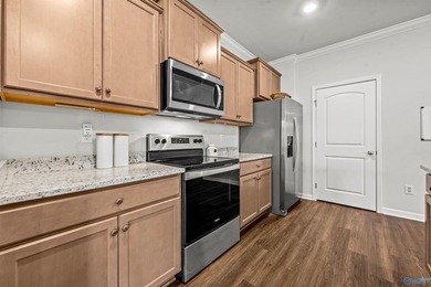 Great location near Research Park Blvd. Upgraded, 3 year old - photo 17