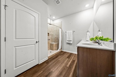 Great location near Research Park Blvd. Upgraded, 3 year old - photo 23