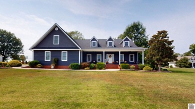 Lake Home For Sale in Benton, Kentucky