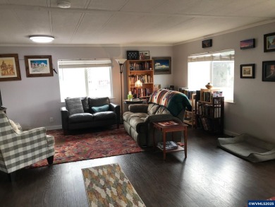 Well maintained home awaits you! Spacious kitchen w/ ample