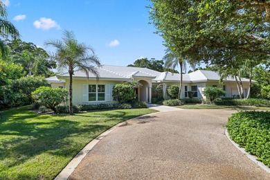 Elegantly situated in the prestigious Village of Golf, 5 Country - photo 4
