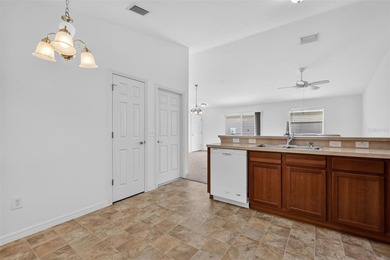 FANTASTIC, PARTIALLY FURNISHED 2/2 Colony Patio Villa nestled in - photo 11