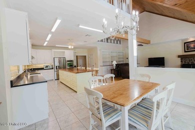 Experience true Southern charm in this stunning 6,437 sq ft - photo 14