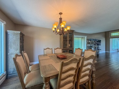 Spacious 4 bedroom, 2.5 bath home with a 4 car garage on over - photo 15