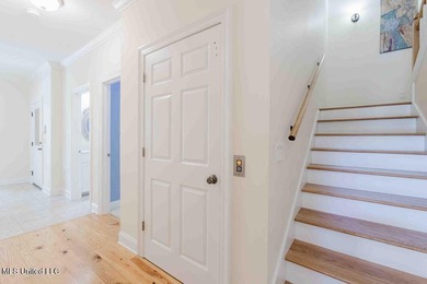 Experience true Southern charm in this stunning 6,437 sq ft - photo 19